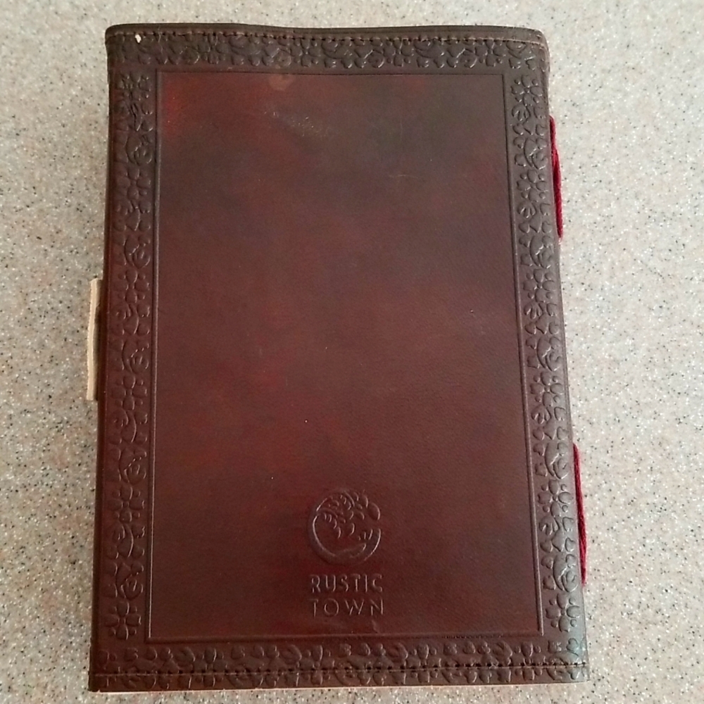 📖 LEATHER JOURNAL 📖 - Picture 2 of 6